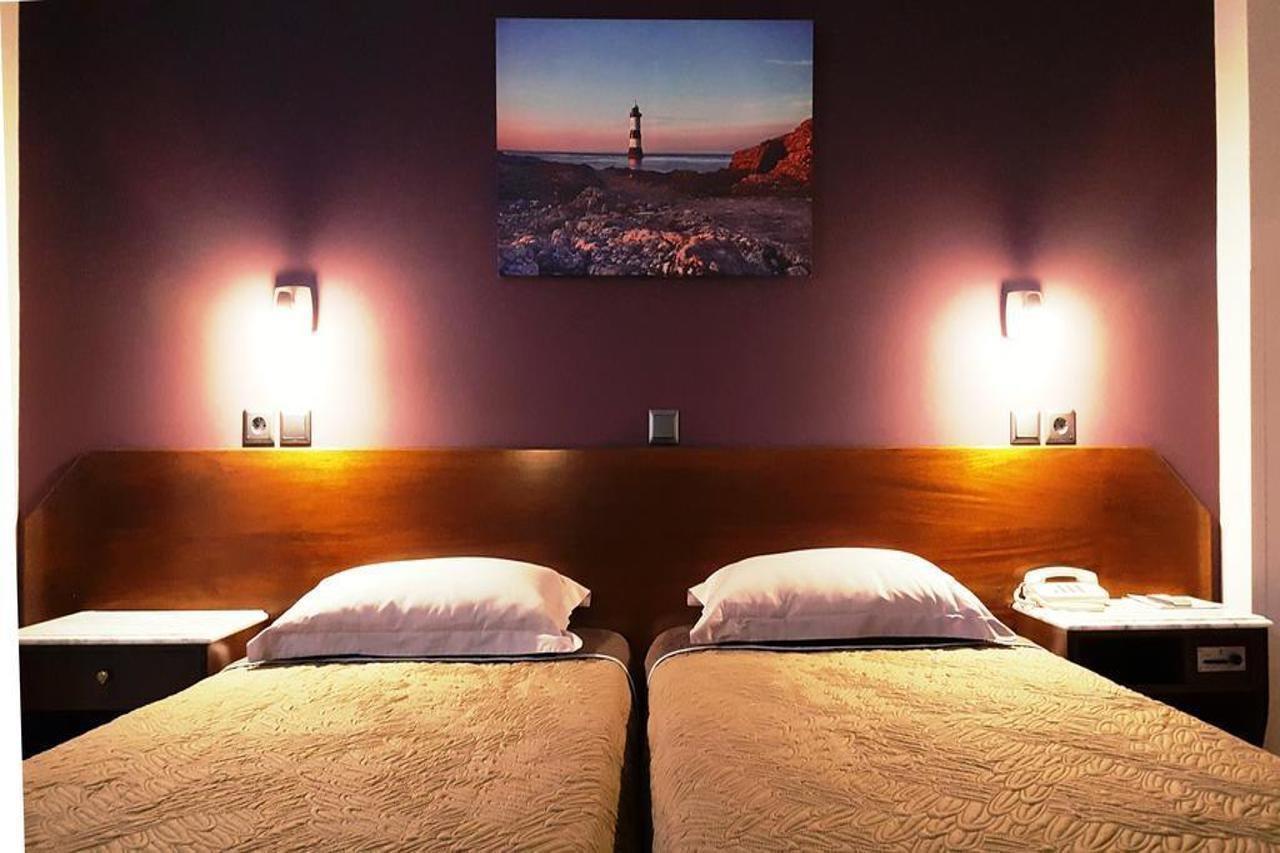 Aeolis Hotel Самос Екстериор снимка