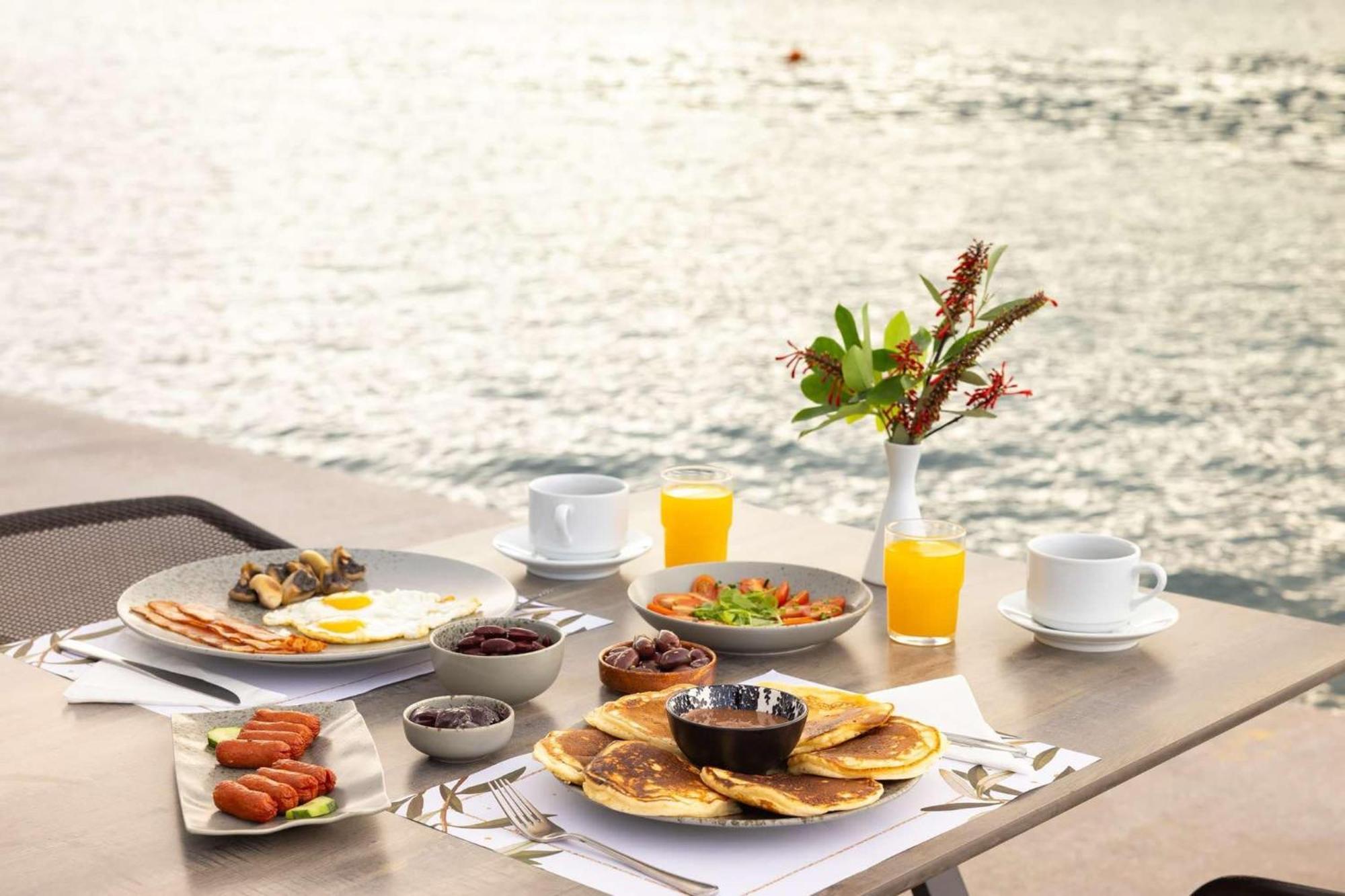 Aeolis Hotel Самос Екстериор снимка