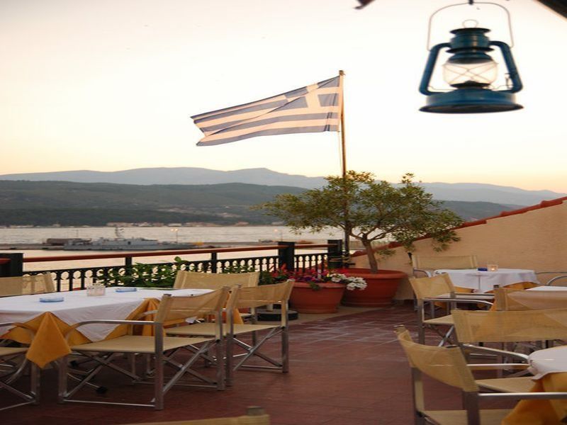 Aeolis Hotel Самос Екстериор снимка